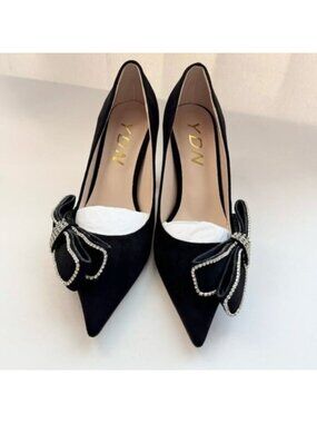 Women Size 6 Pointed Toe Slip on Pump Special Kitten Heel Black YDN